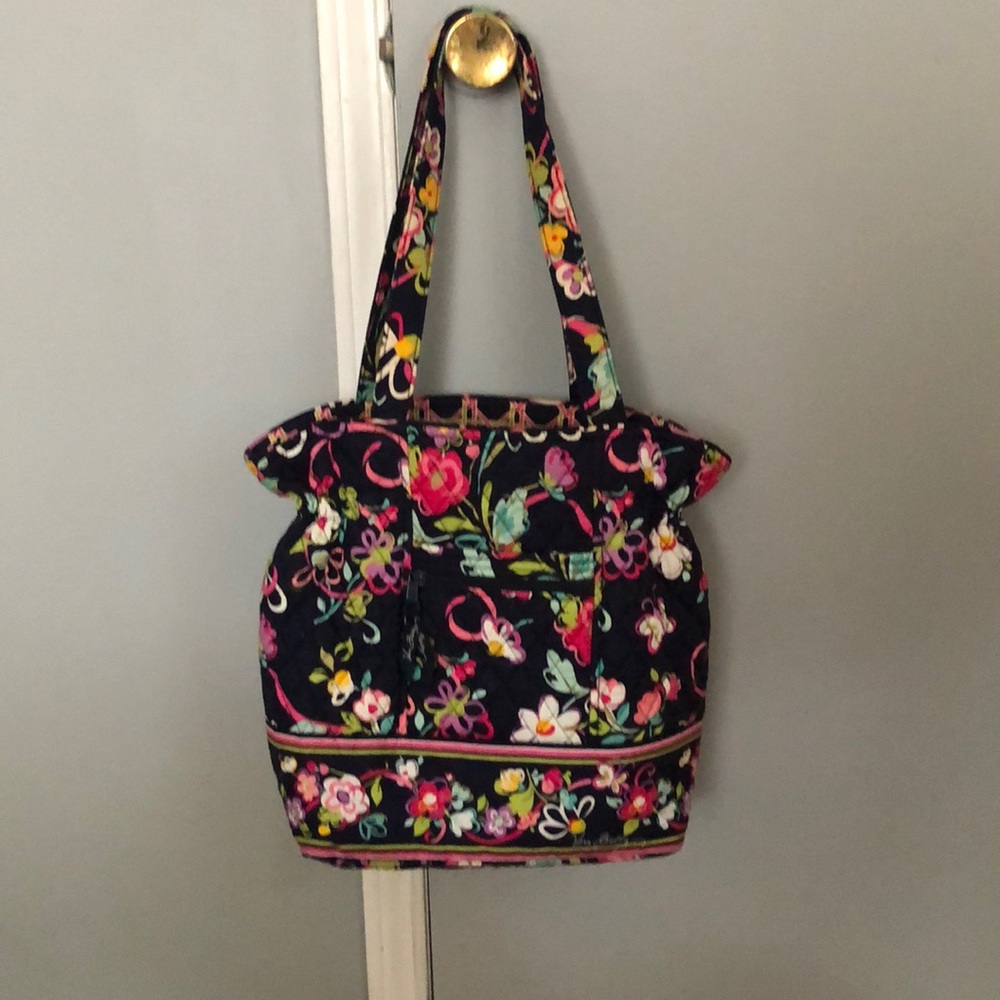 Vera Bradley new purse NEVER USED